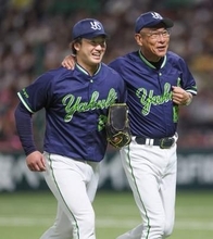 「完封で終わるかなと思っていたんですけど…(笑)」ヤクルト“打”のヒーローが先発・吉村貢司郎へぼやき