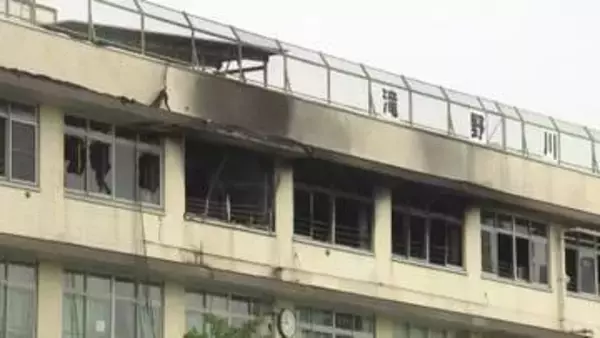 東京・北区の小学校火事　現場の小学校は26日まで休校