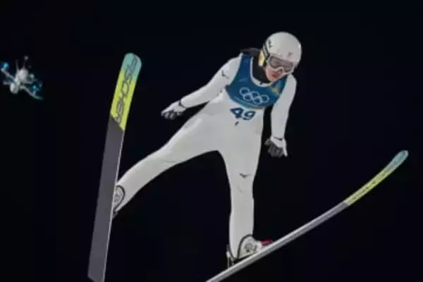 【ラージヒル】日本勢メダルならず…丸山希8位、伊藤有希14位、勢藤15位、髙梨16位　金銀がノルウェー勢　ストロンがノーマルヒルと2冠達成