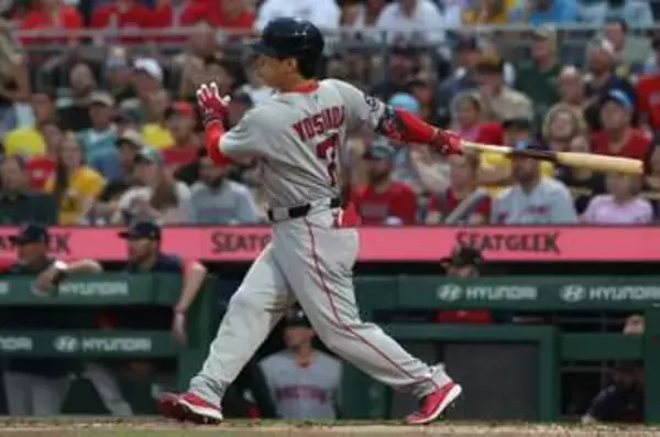 【MLB】吉田正尚にアクシデント　走塁中に左ハムストリングを痛めて途中交代　故障者リスト入りの可能性