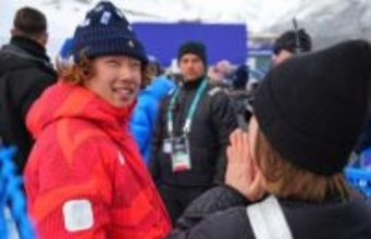 「最高にかっこいい1本だった」スロープスタイルで銀メダルの長谷川帝勝　両親が現地で応援【スノーボード】