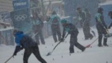 即席で新競技誕生か？メダルを争った会場が巨大な滑り台に　五輪公式Xでは「現時点ではルールは不明です」