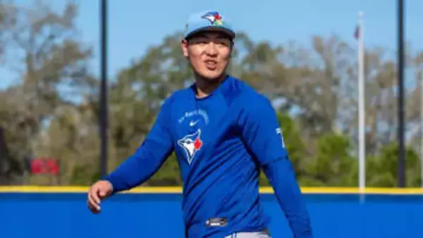 岡本和真の笑い声は「伝染するほど魅力的」打撃コーチが人柄も絶賛　加藤豪将さんと練習する場面も