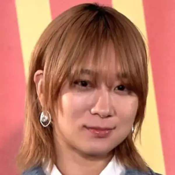 『ベイビーわるきゅーれ』などで注目、スタントパフォーマー・伊澤彩織　俳優・佐藤健に“人生の悩み相談”