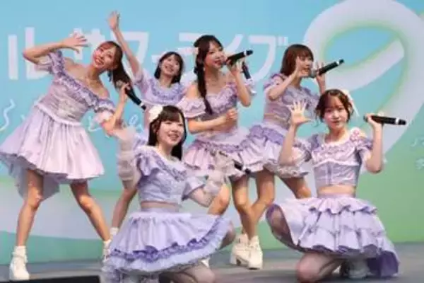 元AKB48・石田晴香が“プレイングプロデューサー”　アイドルグループ・unFinale Tokyoが無料ライブで全6曲披露
