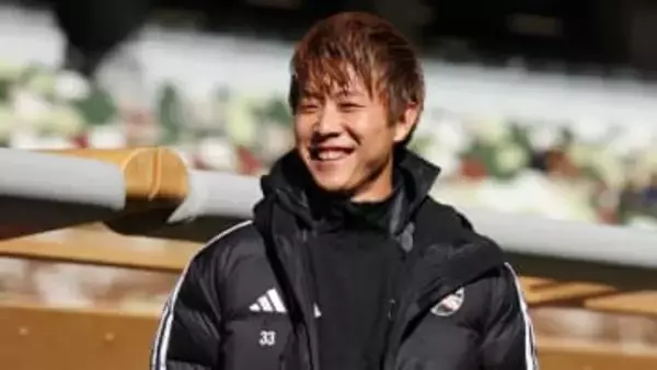 柿谷曜一朗が引退試合に「乾くんと真司くんとボールをパスするだけでぜいたく」未来の子供たちへ背番号“8”に込めた思い託す