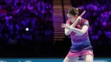 【卓球女子】メダルをかけた準々決勝　１番手・カットマンの橋本帆乃香がストレート勝ち、日本が先勝　何度も返るラリー相手翻弄