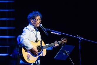 南こうせつ「気持ちが手拍子から伝わって」　音楽で熊本にエール　復興コンサートを開催