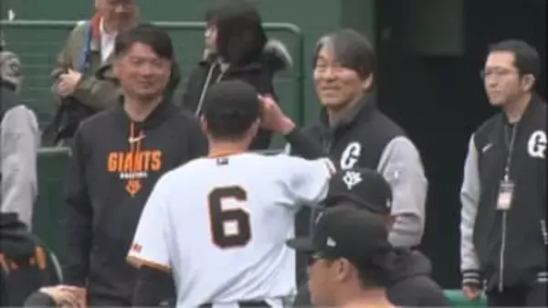 松井秀喜臨時コーチは今季の坂本勇人に期待「バットの出も鋭かった」　選手たちの熱意に圧倒「答えを用意するのが忙しかった」