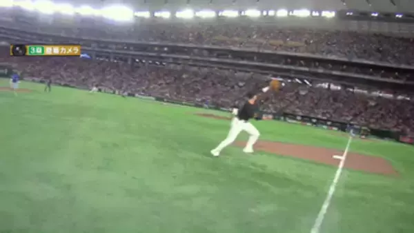 【巨人】ルーキー・竹丸和幸を救う坂本勇人の好プレー　鋭い打球をジャンピングキャッチ