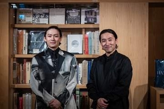 市川染五郎「何を隠そう高所恐怖症なので」　主演舞台の模様を写真集に　撮影での恐怖を語る