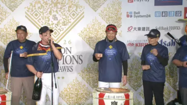 「王会長って野球嫌い？」ソフトバンク・栗原陵矢が明かした“試合前にもらった言葉”　誤解を解き王会長もグッドポーズ
