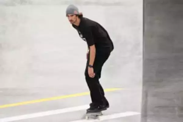 【スケボー】パリ五輪カナダ代表選手が北九州大会練習中に衝突→激しく回転し頭部強打…　 数針縫い「人生最悪のスラムかも」動画公開し欠場も報告