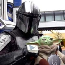 【TDL】制作費120万円超えの仮装ファンも　『スター・ウォーズ』最新作公開でアトラクションも特別仕様に