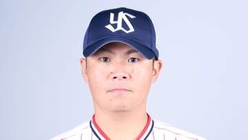 【ヤクルト】清水昇が同点の9回無死満塁のピンチを無失点でしのぐ　勝又温史との10球に及ぶ勝負制すと代打・佐野恵太をダブルプレーに