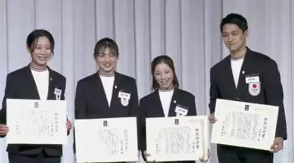 髙木美帆＆坂本花織＆りくりゅうペアが特別功労賞　それぞれ引退後の“夢”語る　坂本は「令和版の中野先生」