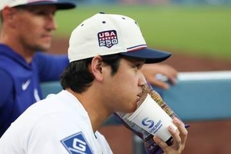 ロバーツ監督が休養の大谷翔平について言及「このまま回復に向かえば、明日のラインナップに入る」