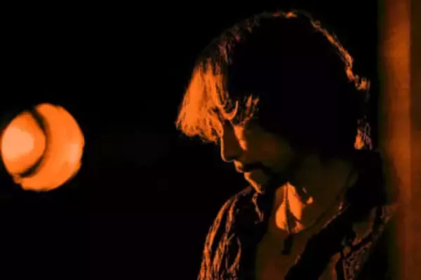 元BLANKEY JET CITY・浅井健一「多くの人の心に」　スカパラの最新アルバムに参加