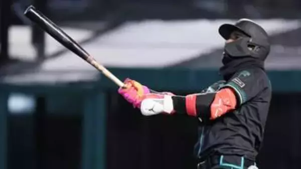 【日本ハム】カストロの本塁打の1安打だけで1-0勝利　北山亘基が8回無失点10奪三振の快投　楽天の古謝樹も9回1失点