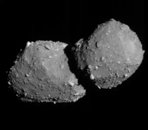 JAXA「はやぶさ2」フライバイ探査　小惑星との最接近距離で世界レコード　中国の記録を塗り替える