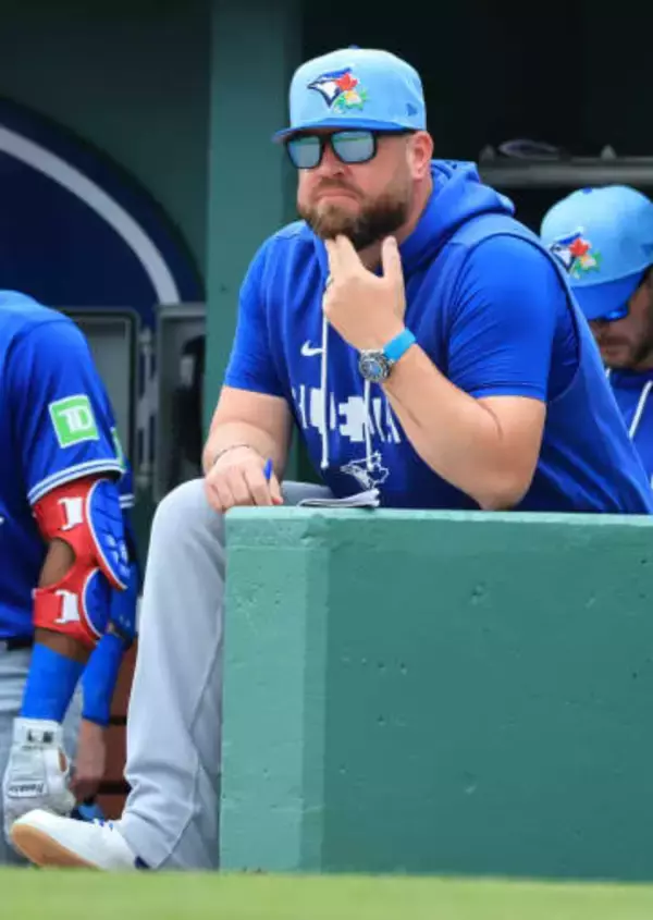 【MLB】ブルージェイズ指揮官が岡本和真のために1日1回の心がけ明かす　ゲレロJr.とは「一塁でも打撃でもお互い…」　馴染みつつある姿見守る