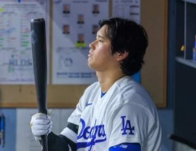 大谷の“打順”に言及　ロバーツ監督「変更の可能性は排除しない」 PSは2番打者で2試合連続安打も長打はなし