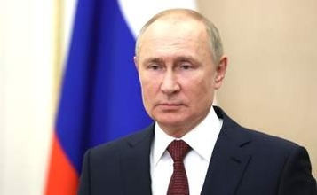 プーチン大統領、択捉島を初訪問…水産加工施設を視察　北方領土の訪問は初
