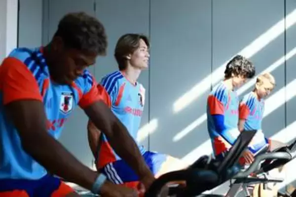 日本代表　快勝から一夜明けリラックスした様子でリカバリー練習　次戦スウェーデン戦は日本時間26日