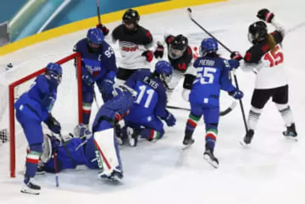 【アイスホッケー】エース・志賀紅音が敗戦で涙　20秒言葉詰まる「自分のふがいなさが目立つ試合だった」