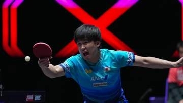 【卓球】張本智和　驚異の粘りも世界5位モーレゴードに敗れ準決勝敗退　妹・美和は世界7位の中国選手破り決勝へ〈WTTチャンピオンズマカオ〉