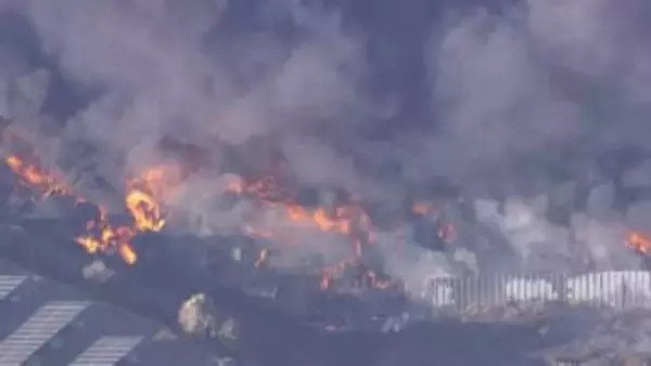廃プラスチックのリサイクル工場火災　発生から10時間…消火活動続く　茨城・坂東市