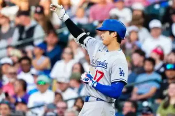 【大谷翔平】第4打席で執念の内野安打　球団2位タイの53試合連続出塁を達成　一塁へ全力疾走、駆け抜けセーフを確信し気合いの叫び