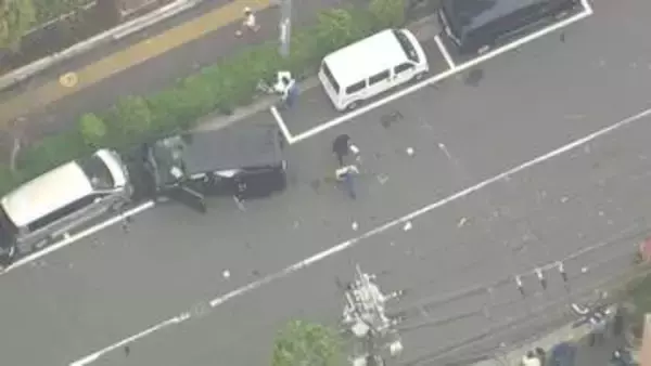 車と自転車あわせて6台絡む事故　5人ケガ…うち2人は警察官　東京・板橋区