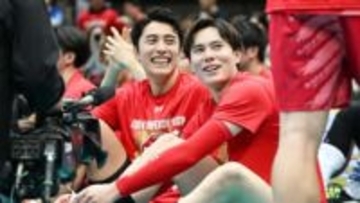 髙橋藍＆塁兄弟が母校・東山の6年ぶり2度目春高バレー優勝を祝福「高みを目指して頑張って」