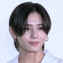 山田涼介 33歳、いい香りをつけて一言　「僕を嗅ぎたいですよね」