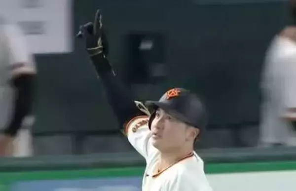 【巨人】泉口友汰が「すごく反省」と語るあるワンシーン　阪神との開幕3戦の今季1号でみせたあるしぐさに後悔