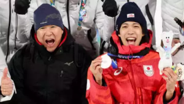 父・学さんが明かす二階堂蓮　息子抱きしめもらい泣きの後、スーパーチームで「ゴールドメダル取りに行け」と鼓舞　35年前の現役時代に感じた“トップジャンパーの資質”も実感