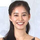 「新木優子、結婚発表後初の公の場　「どの思い出にも笑顔が絶えない」イベント開催地・大阪での思い出語る」の画像1