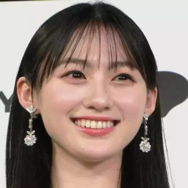 乃木坂46・川﨑桜「安心して撮影に向かうことができました」　憧れの先輩・山下美月のエールに感激