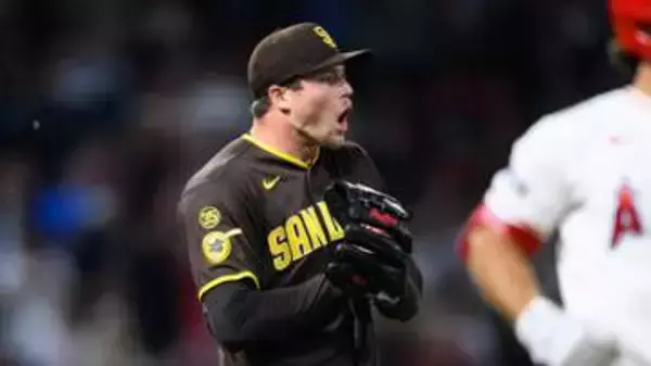 パドレスの守護神ミラーが10試合無失点で7セーブ目　2つの三振奪い驚異の「奪三振率21.77」