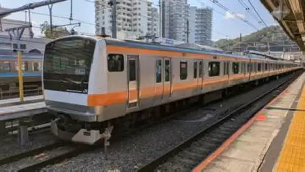JR中央線快速電車が運転再開　人身事故のため一時運転見合わせ