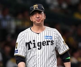 【阪神】藤川監督が連続リクエスト成功　佐藤輝明はセーフ判定　大山悠輔はタッチアウト勝ち取る