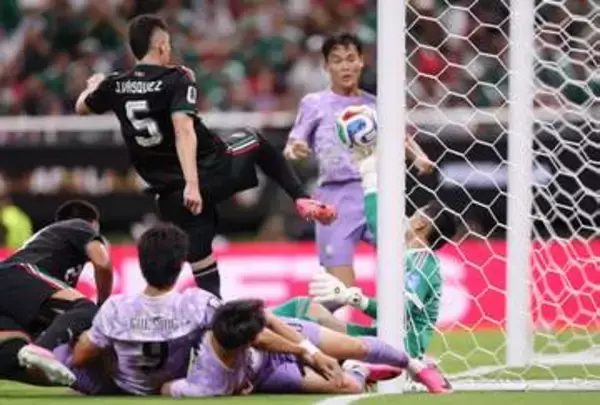 【W杯】メキシコが決勝T進出1番のり　終盤には韓国猛攻、ラインすれすれで死守も　ミスをついた1点を守り切り連勝で開催国歓喜にわく