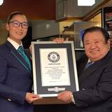 「すしざんまい、5億1030万円でマグロ落札しギネス世界記録　木村社長「高いのを買っちゃった」」の画像1