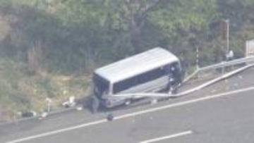 磐越道でマイクロバス事故　高校生1人死亡、26人けが…複数人が重傷か