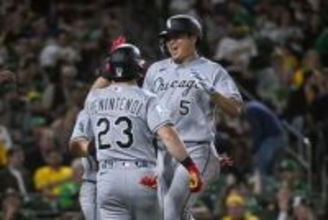 【村上宗隆】うさ晴らすバックスクリーン越え特大の6号満塁弾　速度約183キロ、飛距離約131メートル打った瞬間確信の一撃　チームもアスレチックスに大勝