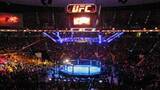 「【UFC】鶴屋怜が圧巻のバックチョーク一本勝ち　金髪に染め気合い　打撃に投げに寝技に、全てで相手を圧倒し完勝」の画像1