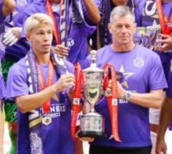 J1広島スキッベ監督の退任発表　今季ルヴァン杯制覇など多数のタイトルもたらした名将　上海申花戦がラストに