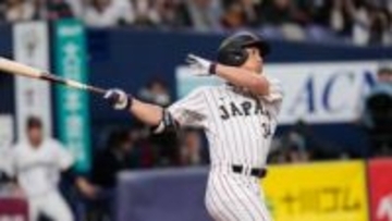 侍Jが5回に初安打　吉田正尚が元古巣の京セラドームで豪快弾　ベンチでは鈴木誠也が大盛り上がり