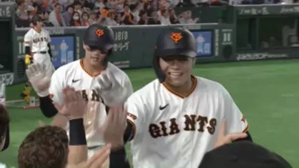 【巨人】中山礼都の今季1号で先制　1軍復帰後1試合目・初打席でいきなり2ランホームラン
